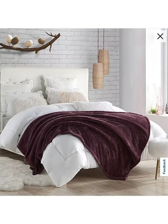 Swift Home Other - SWIFT HOME WINE FAUX FUR THROW BLANKET 60 X 70
